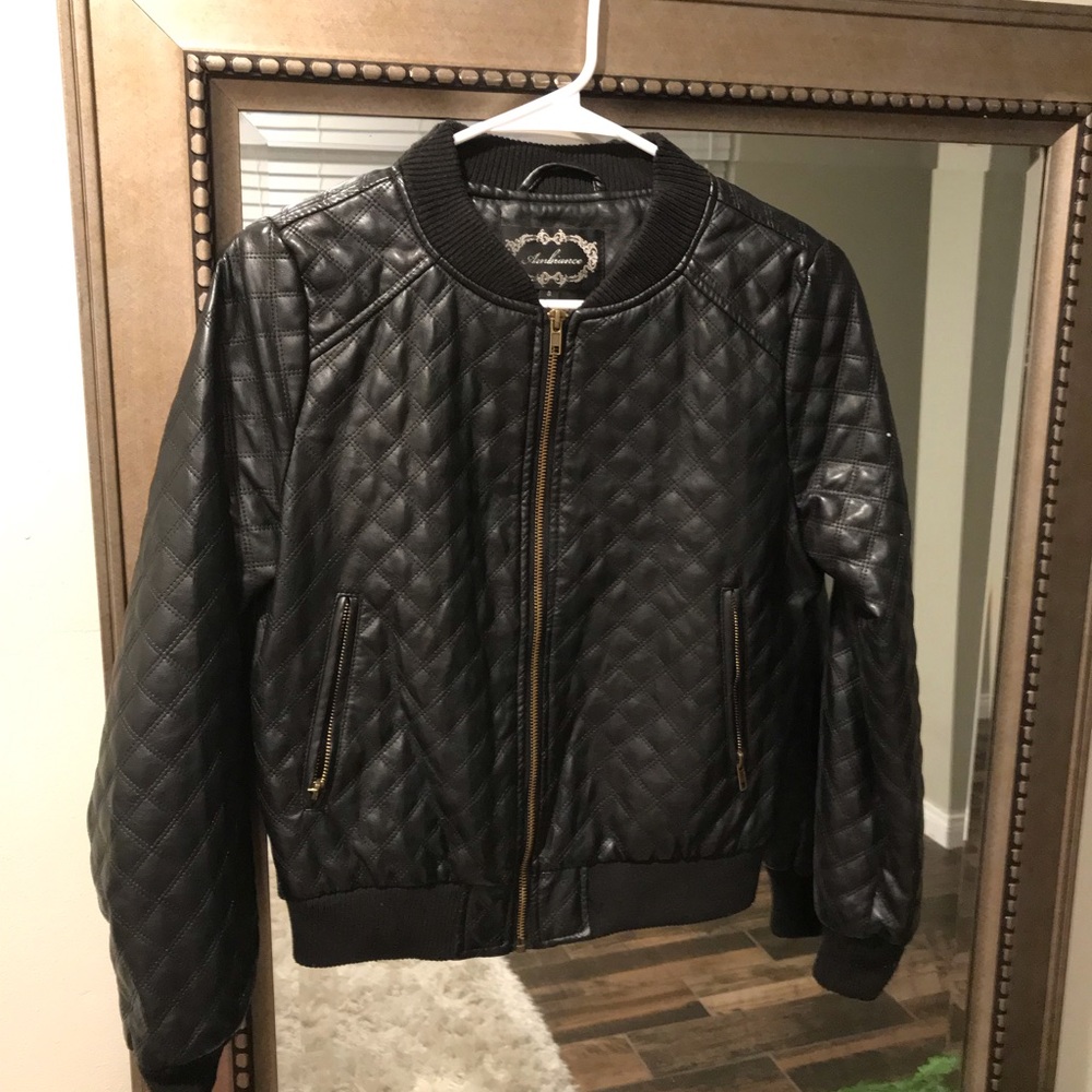 Bomber jacket